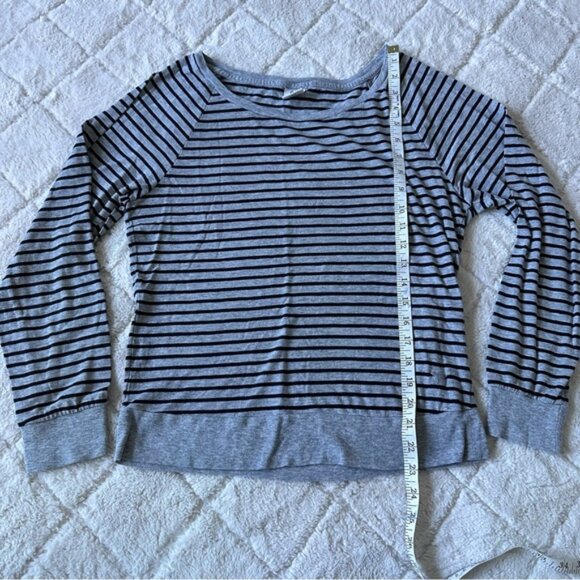Victoria’s Secret PINK | Grey & Black Long Sleeve Striped Slouch | Size Small - Picture 8 of 8